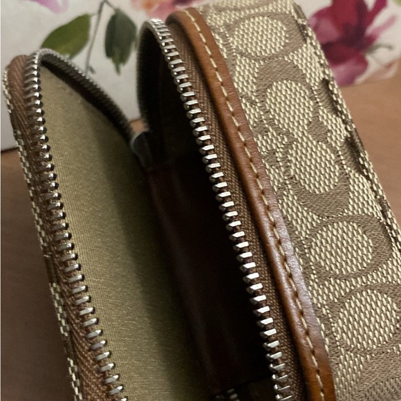 Coach brand lipstick or change holder - Picture 3 of 3